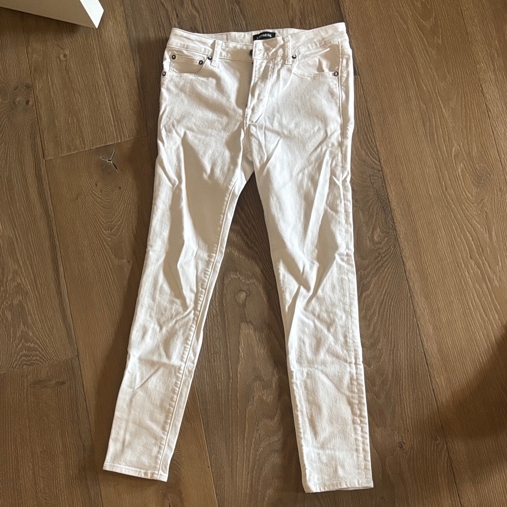 Express Men’s White Skinny Jeans